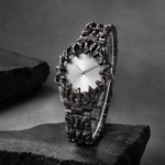 Gothic Sculpted Metal Band Analog Mens Wrist Watch - Image 3